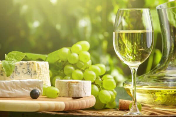 Rượu Chardonnay có hương vị quyến rũ gì?